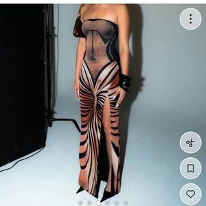 Elegant Strapless Patterned Dress